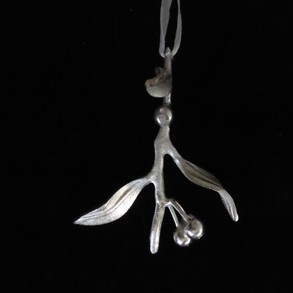 NEW 3.5” SILVER MISTLETOE BRANCH SPRIG ORNAMENT HOLIDAY CHRISTMAS DECORATION - Picture 11 of 15
